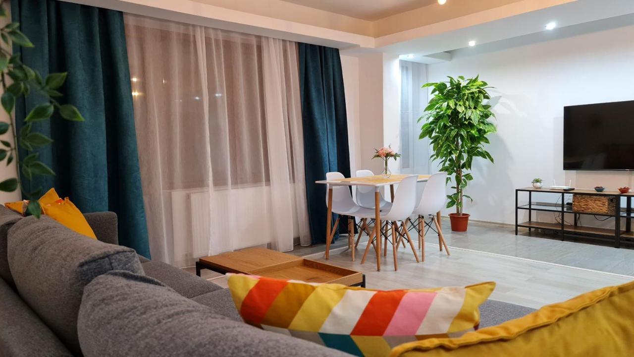 Zander Home Apartment Buşteni Dış mekan fotoğraf